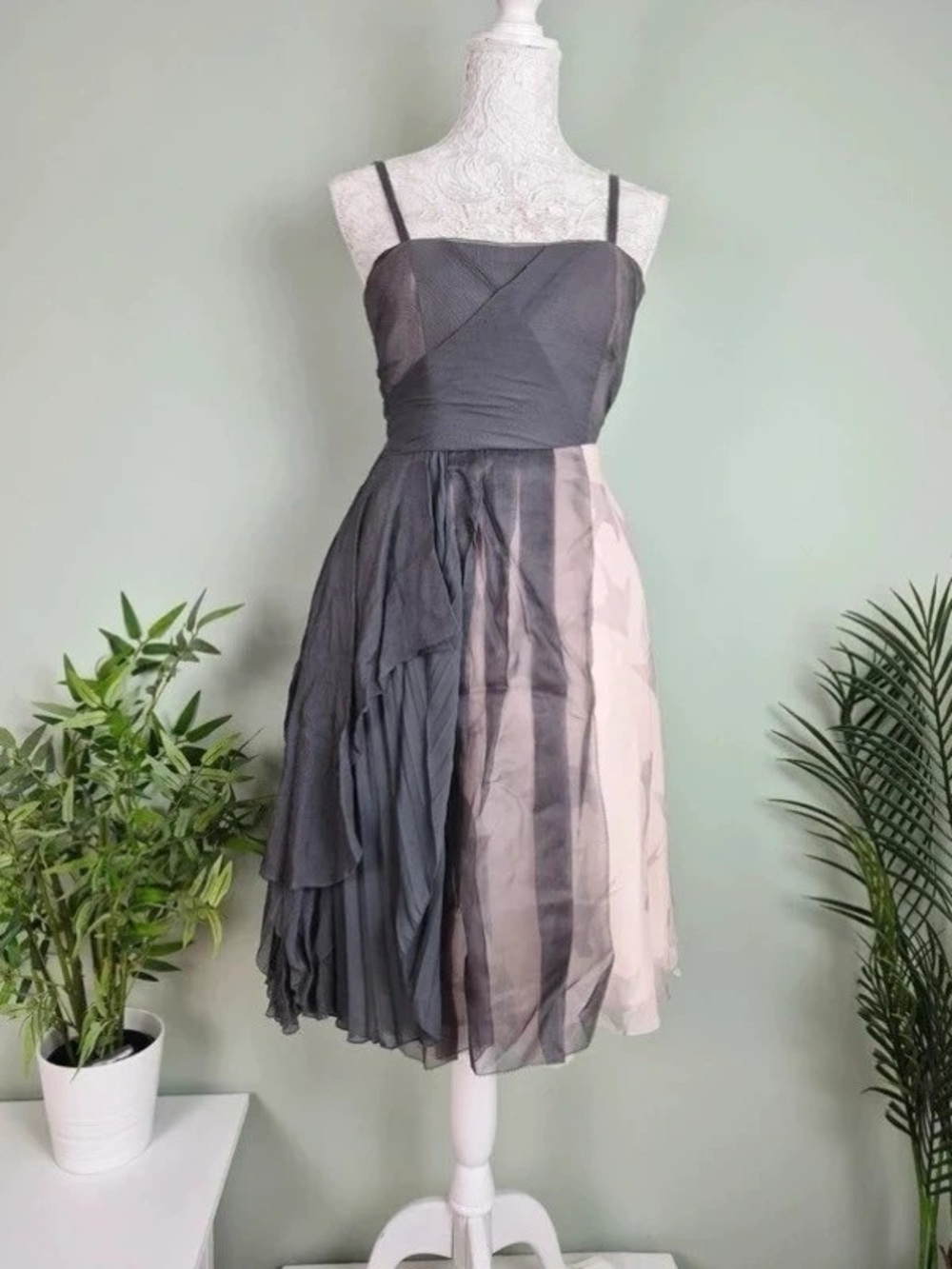 Two-Tone Spaghetti Strap Midi Dress in Gray and Blush